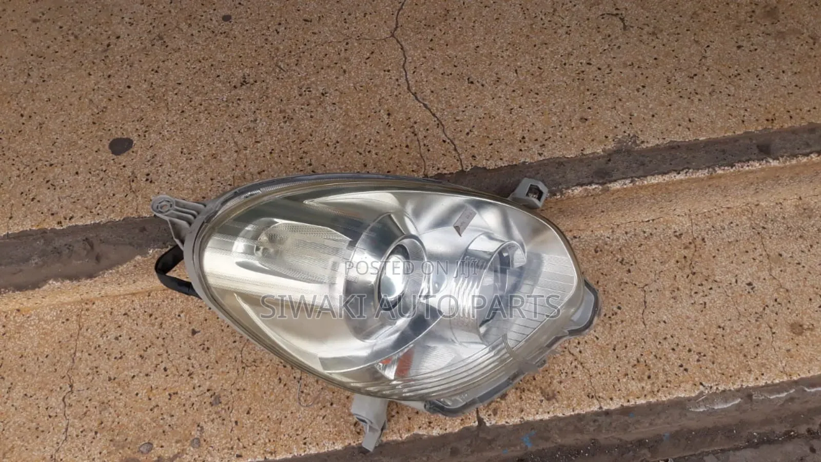 Passo 2010-2012 Headlight With Projector
