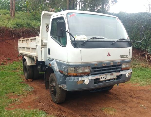 Mitsubishi Fh Mignon Tipper 2006