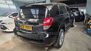Toyota Vanguard 2013 Black