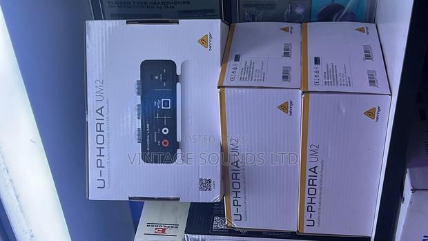 Studio Behringer One Channel Sound Card Audio Interface