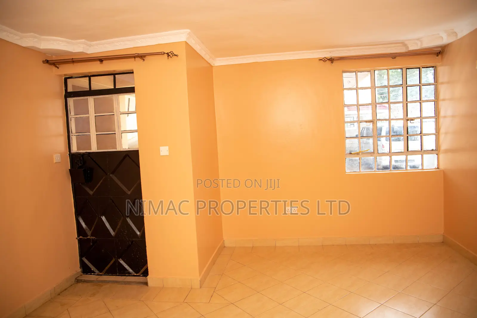 2bdrm Apartment in Canaan Street, Happy Valley Estate for rent