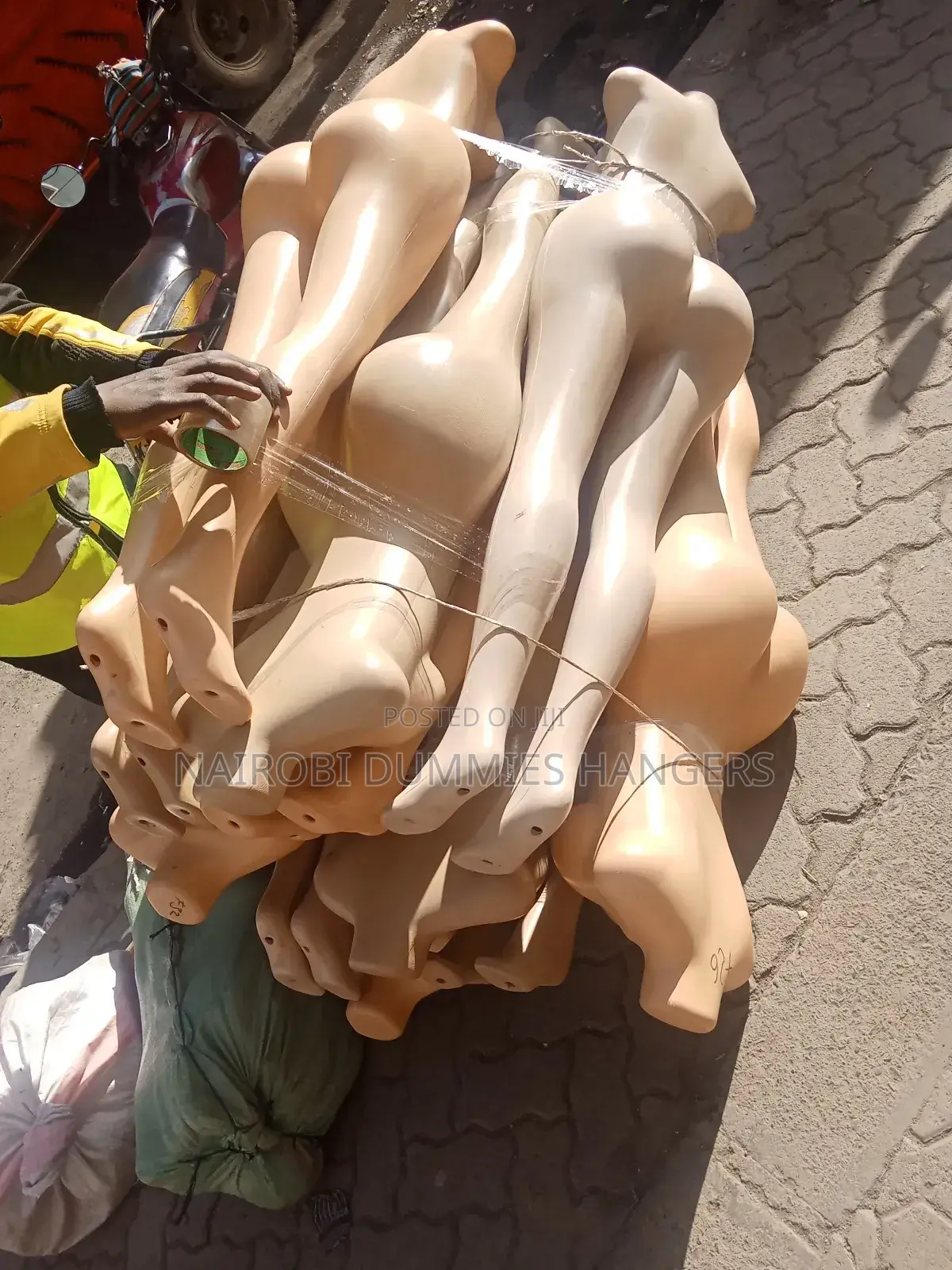 Curvy Size Dummies