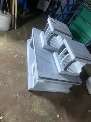Coffee and 2 Stool