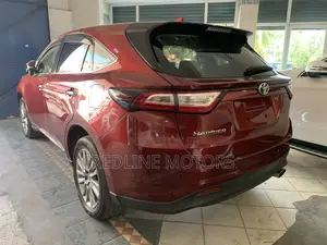 Toyota Harrier 2.0 4WD 2017 Red