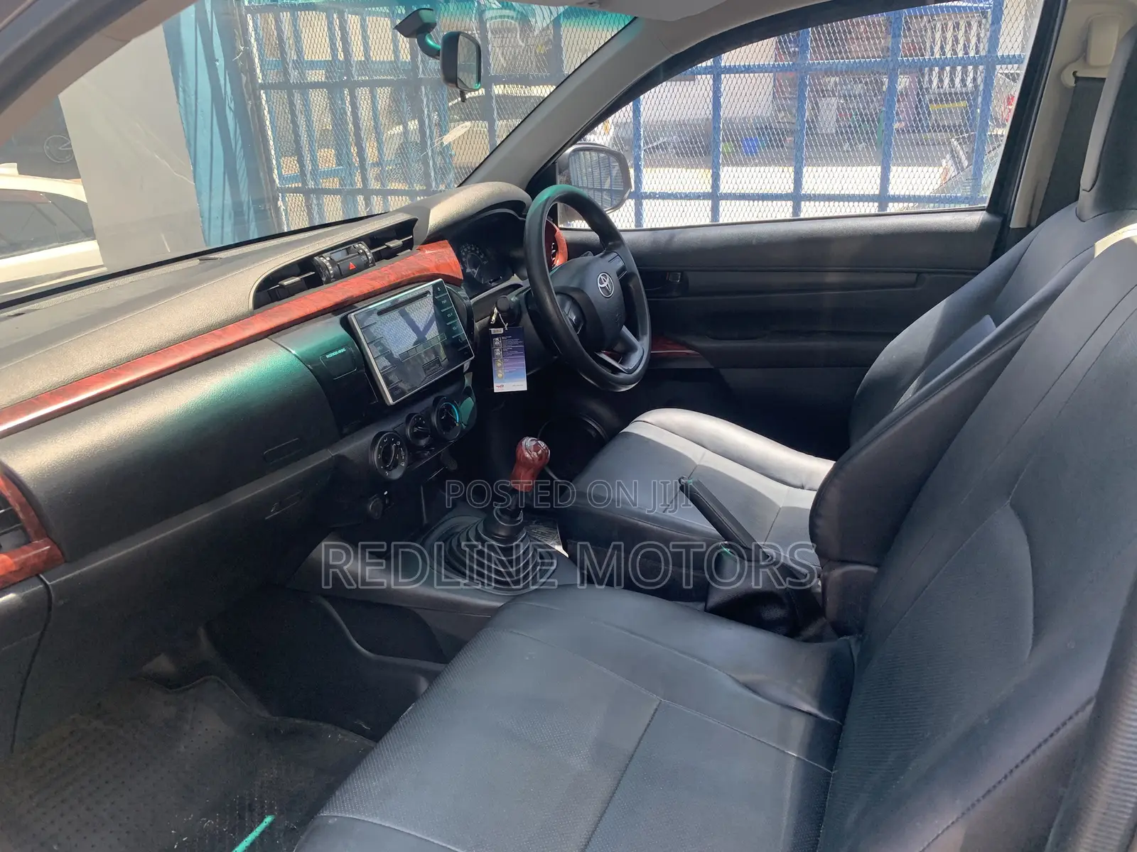 Toyota Hilux 2018 Gray