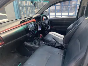 Toyota Hilux 2018 Gray