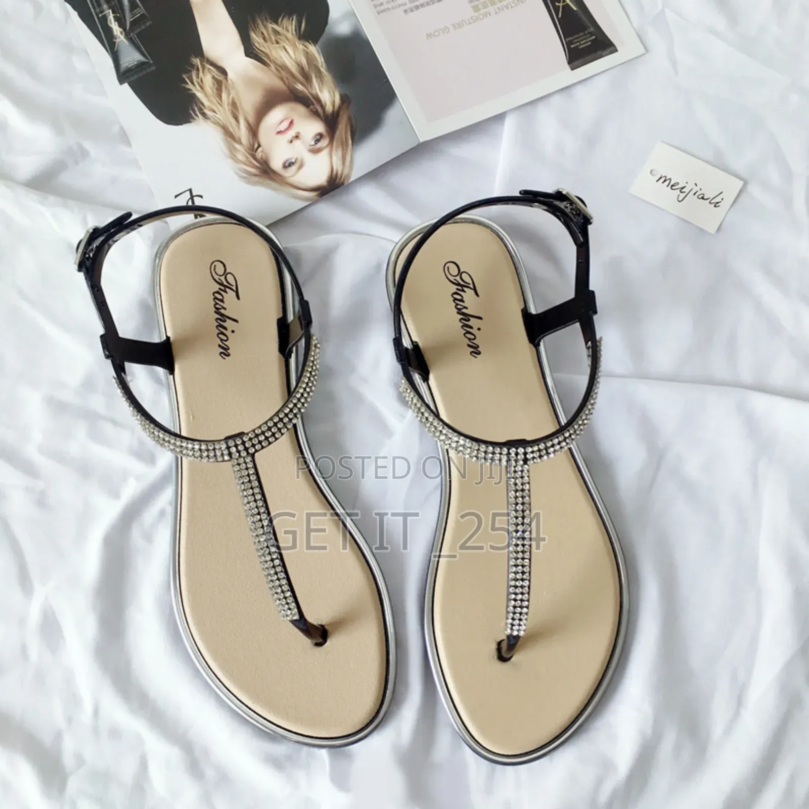 *Ladies Fashion Sandals
