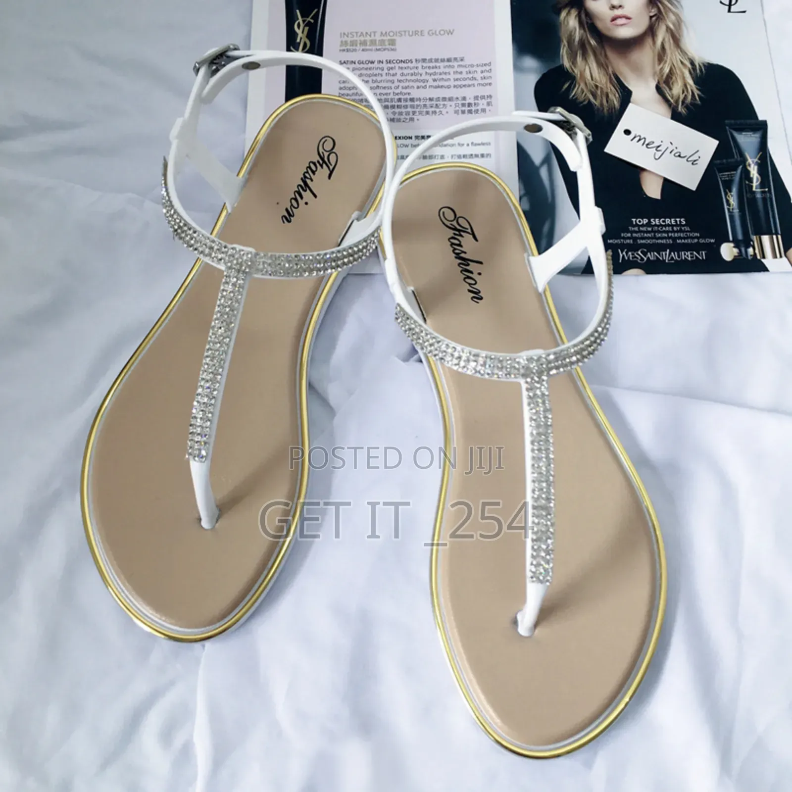 *Ladies Fashion Sandals