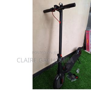 Black Scooter Electric 32km/Hr Scooter - thumbnail 2