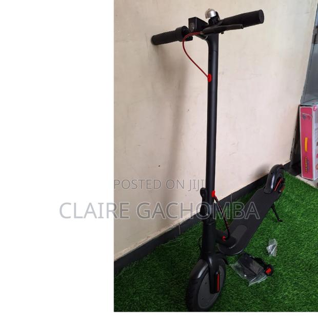 Black Scooter Electric 32km/Hr Scooter - main view