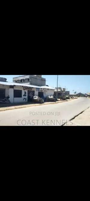 2bdrm House in Zizi La Ngombe. Shop, Shelly Beach for sale