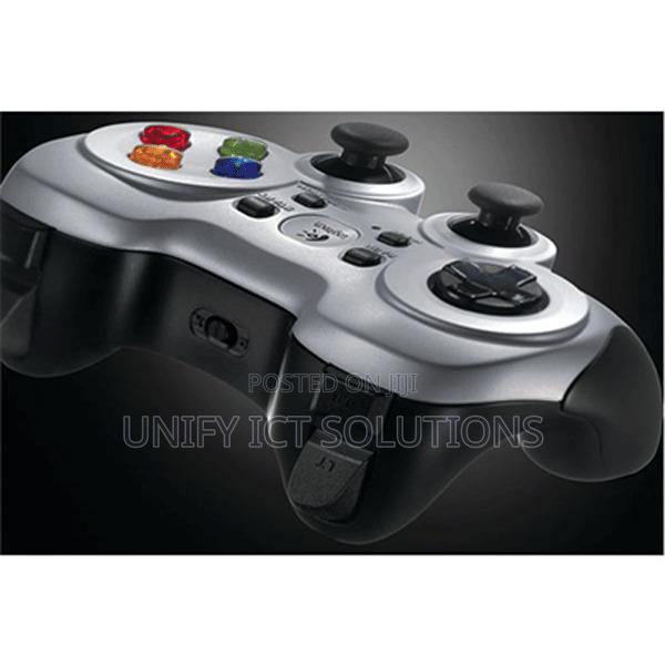 Logitech Wireless Gamepad F710 - Game Pad