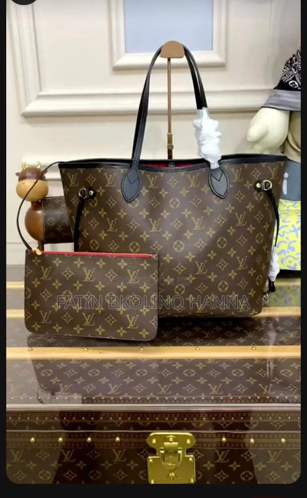Boxed Louis Vuitton Handbag - thumbnail 3