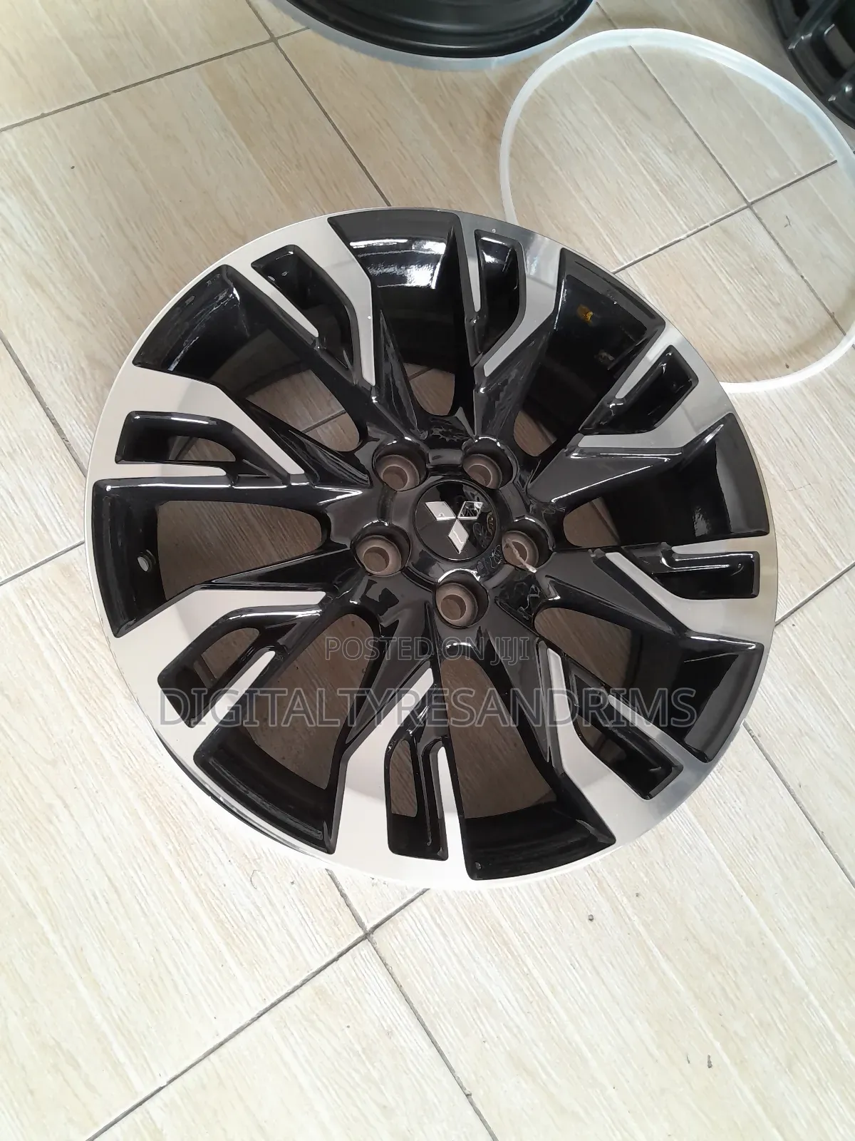 Mistubish Outlander Rims Size 18"At Affordable Cost