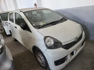 Daihatsu Mira 2017 White