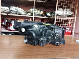 Left Side Zenon Ac31 Ex-japan Headlight