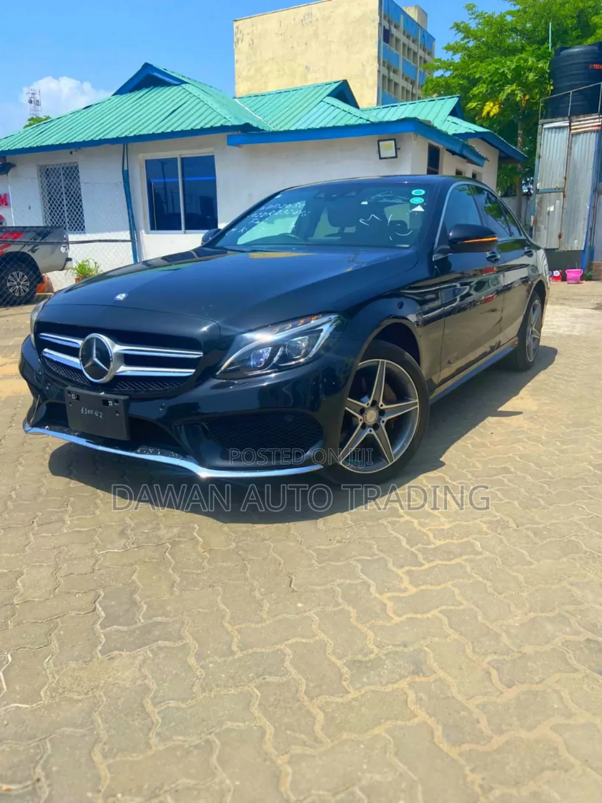 Mercedes-Benz C200 2017 Black