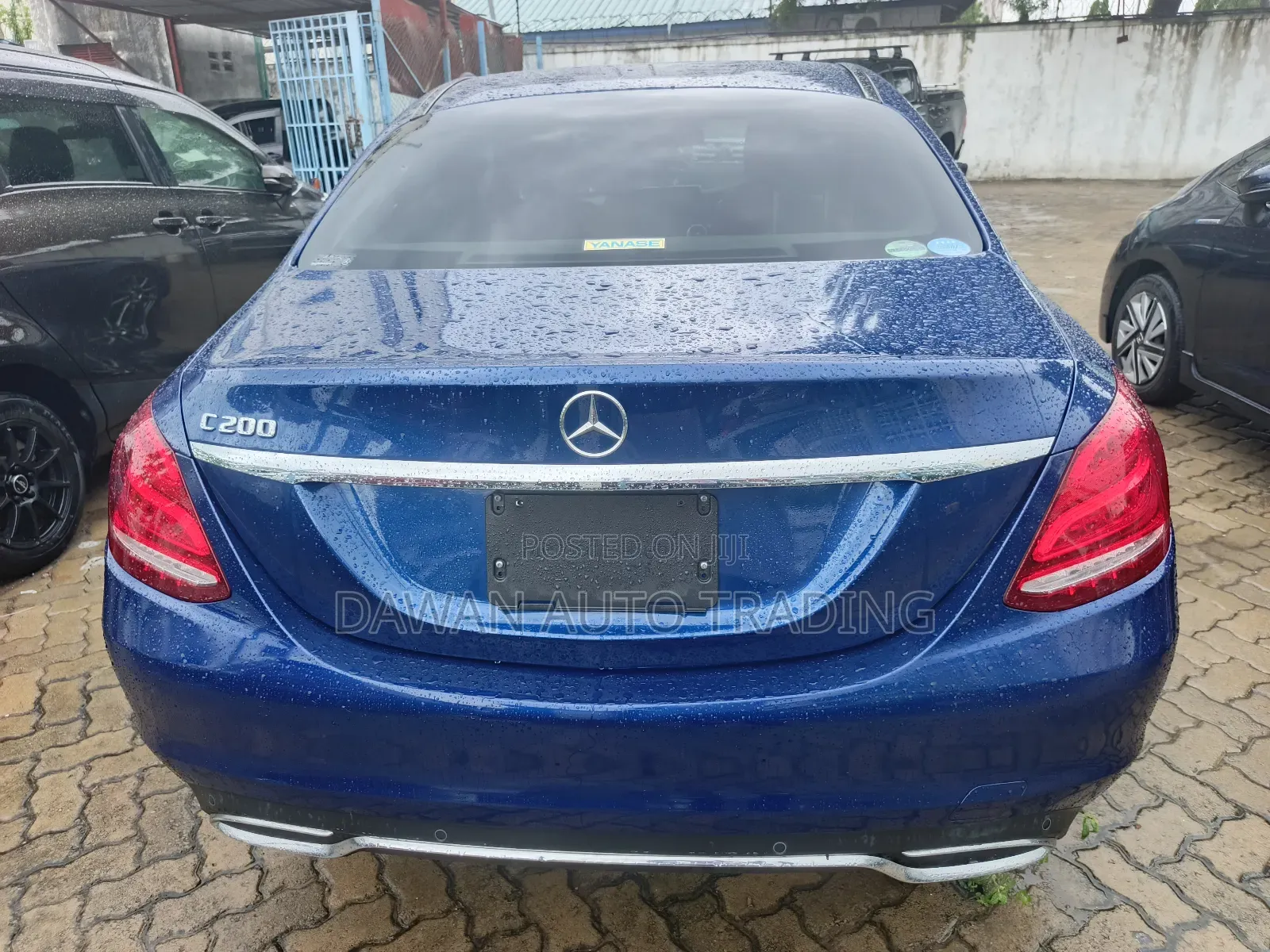 Mercedes-Benz C200 2018 Blue