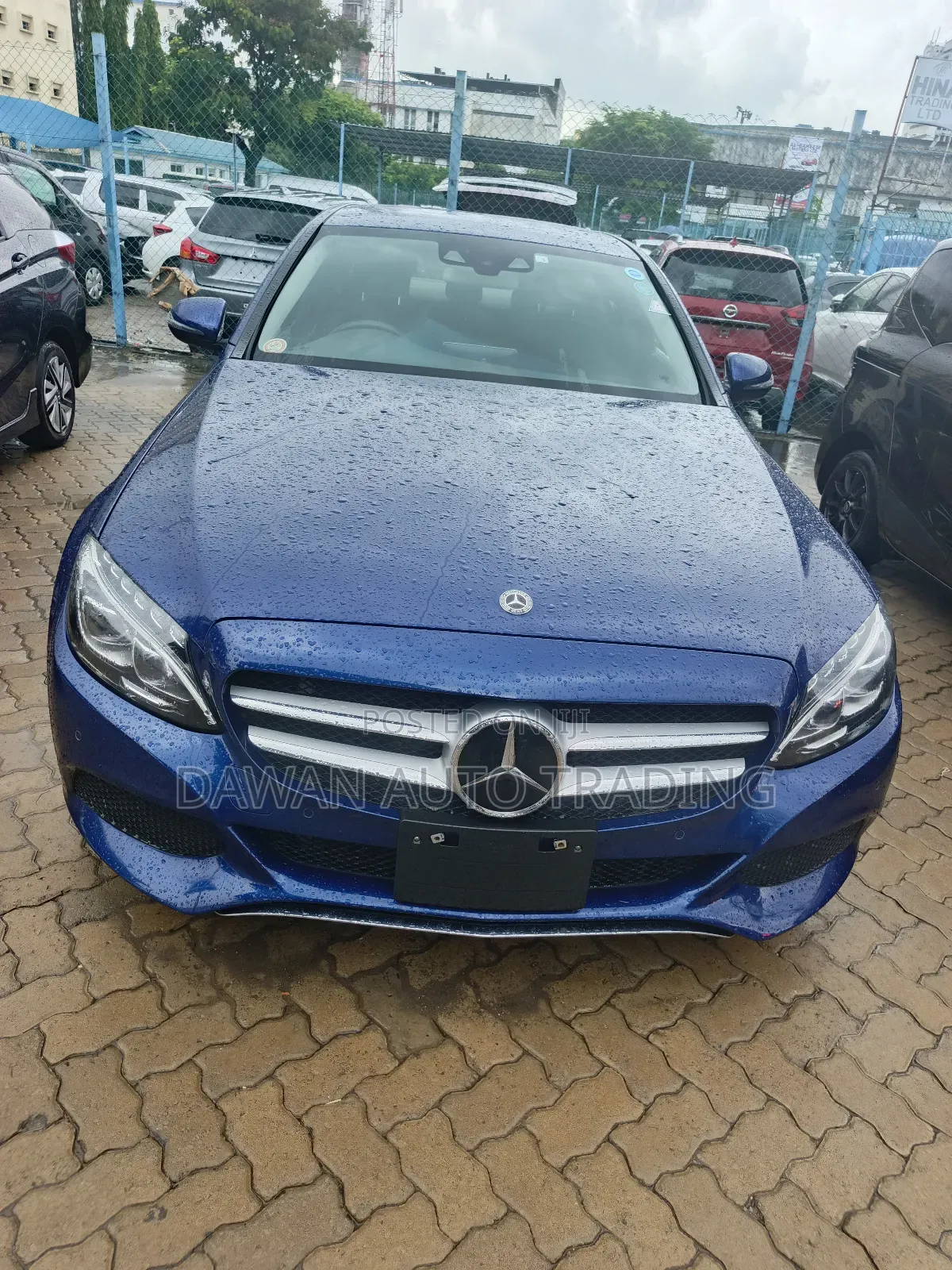 Mercedes-Benz C200 2018 Blue