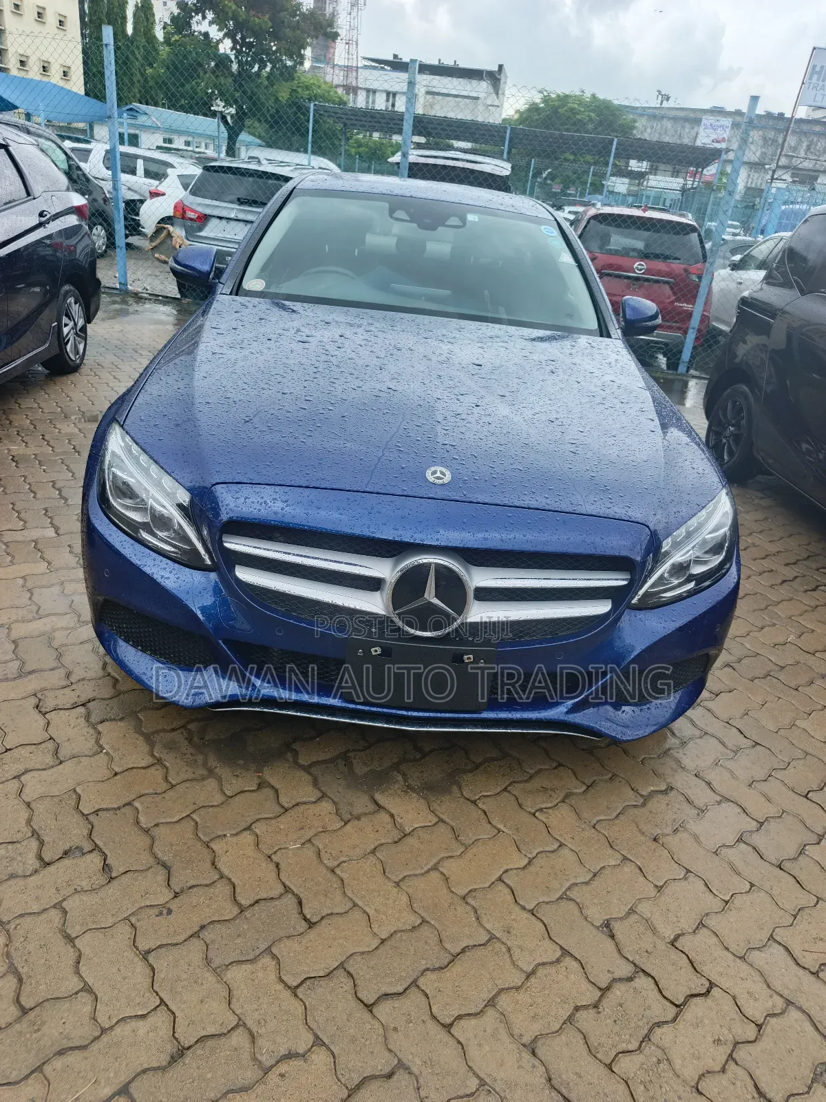 Mercedes-Benz C200 2018 Blue