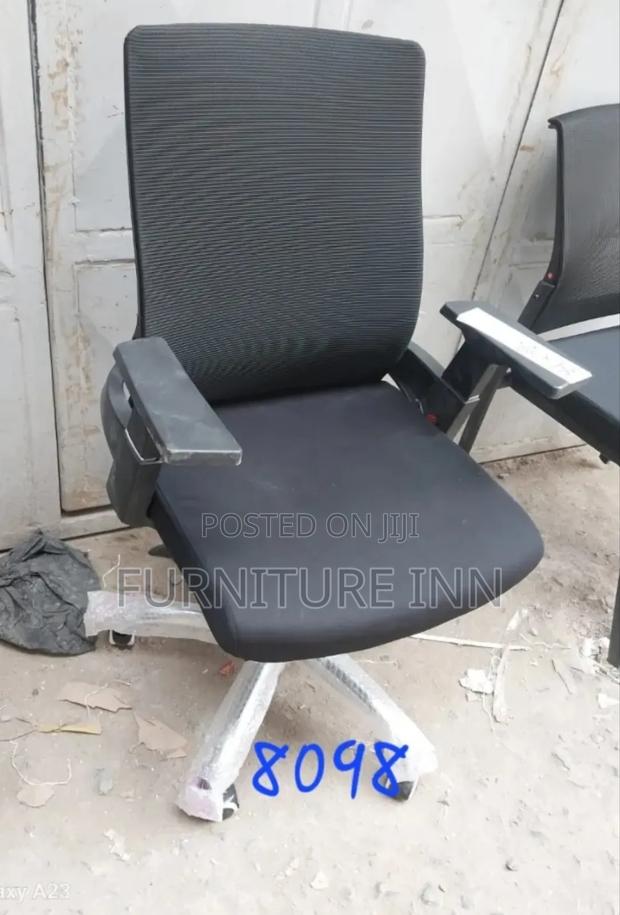 Heavy Cushion Office Chair - main view
