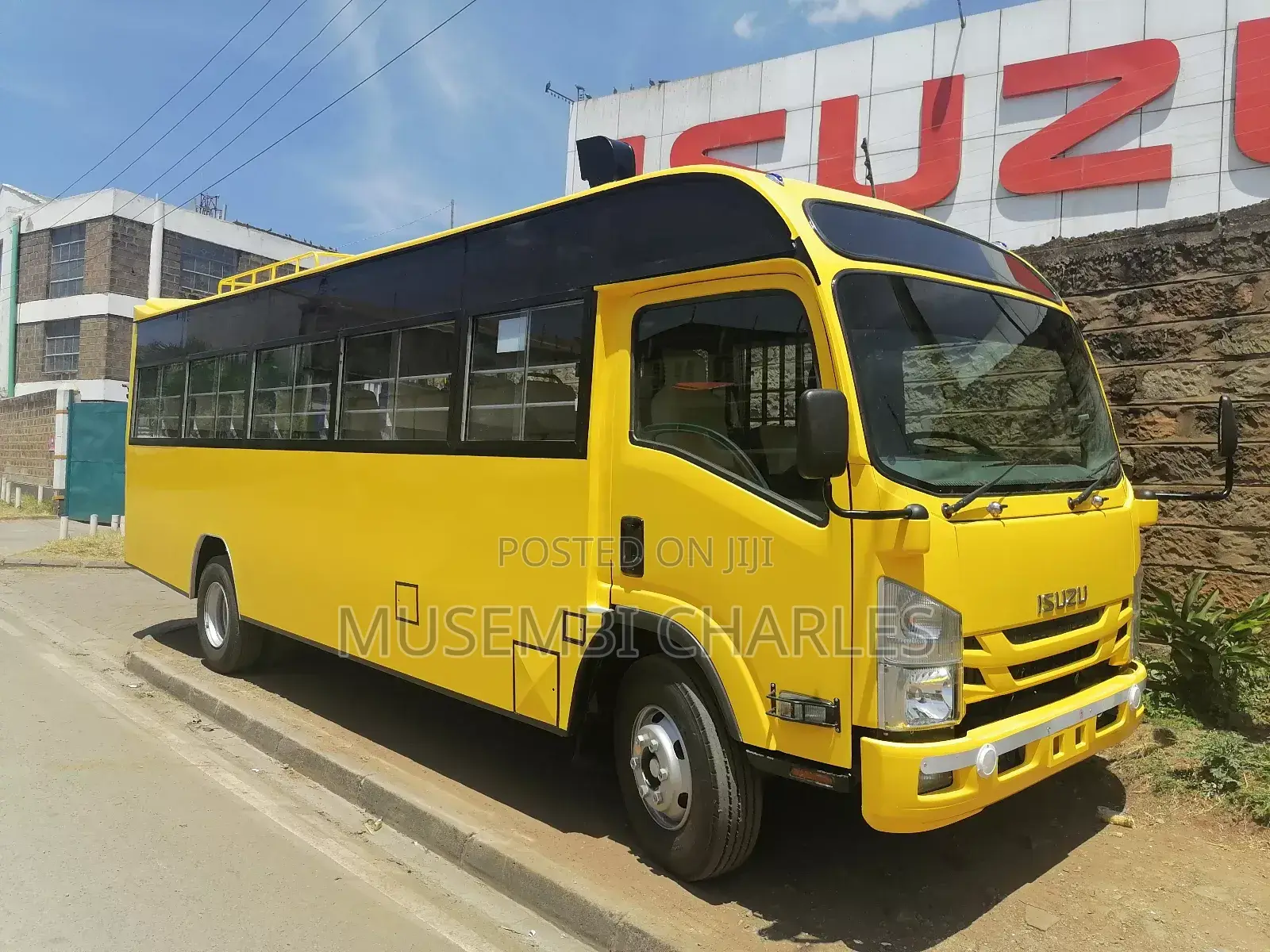 New Isuzu NQR 2024 Yellow