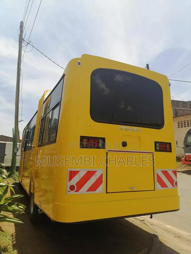New Isuzu NQR 2024 Yellow - thumbnail 6