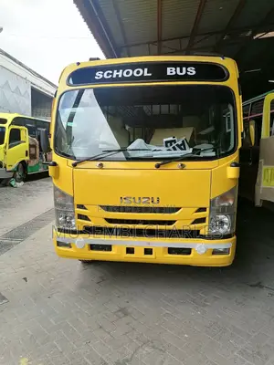 New Isuzu NQR 2024 Yellow