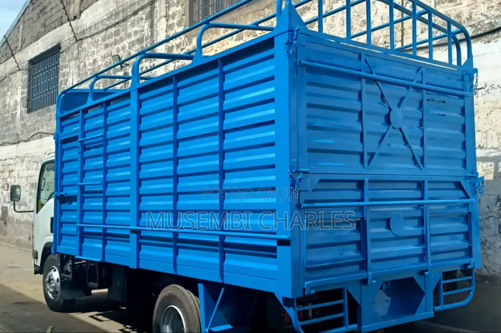 Isuzu Nqr81 Truck.
