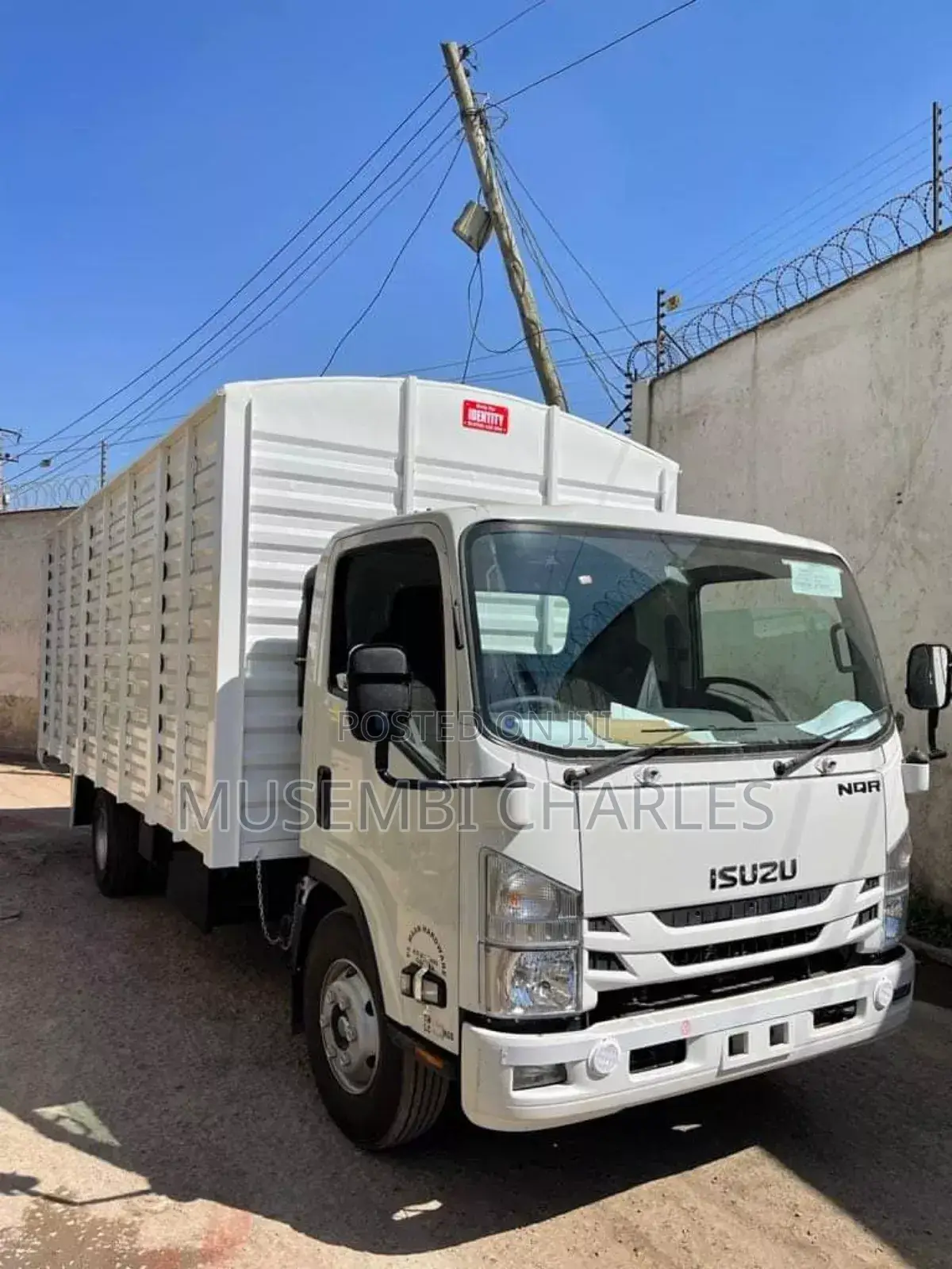 Isuzu Nqr81 Truck.