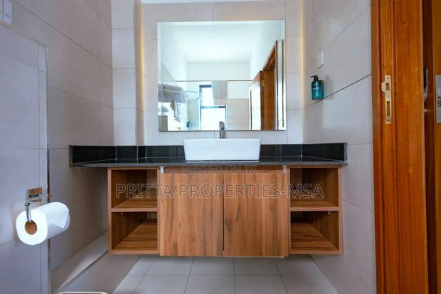 Nyali Beachfront Furnished 1br Apartment - thumbnail 7