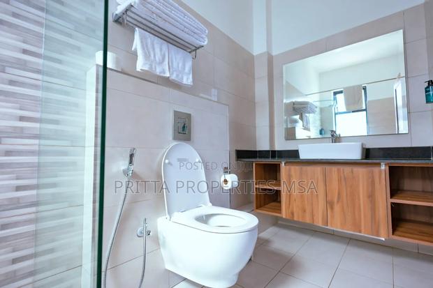 Nyali Beachfront Furnished 1br Apartment - thumbnail 8