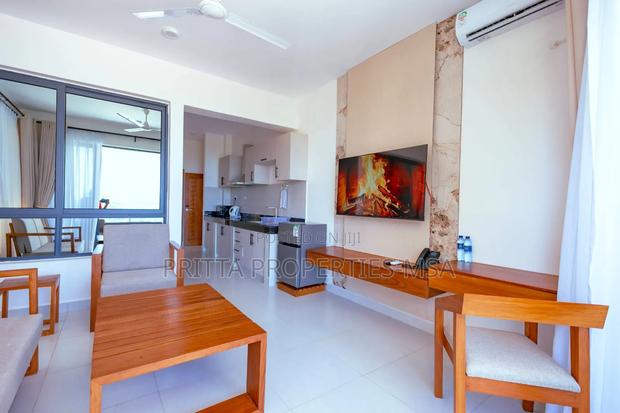 Nyali Beachfront Furnished 1br Apartment - thumbnail 11