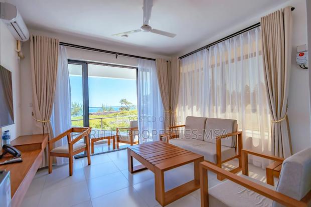 Nyali Beachfront Furnished 1br Apartment - thumbnail 13