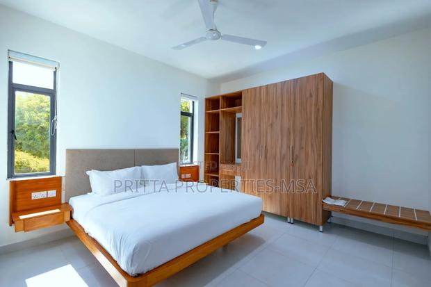 Nyali Beachfront Furnished 1br Apartment - thumbnail 18