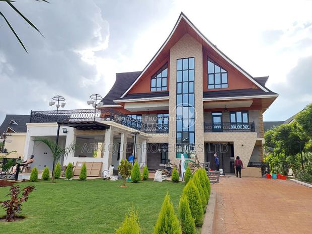 6bdrm Mansion in Daykio Bustani, Kimbo for sale - main view