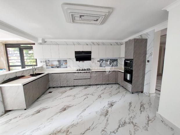 6bdrm Mansion in Daykio Bustani, Kimbo for sale - thumbnail 5