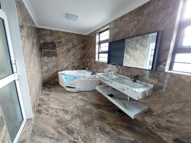 6bdrm Mansion in Daykio Bustani, Kimbo for sale - thumbnail 14