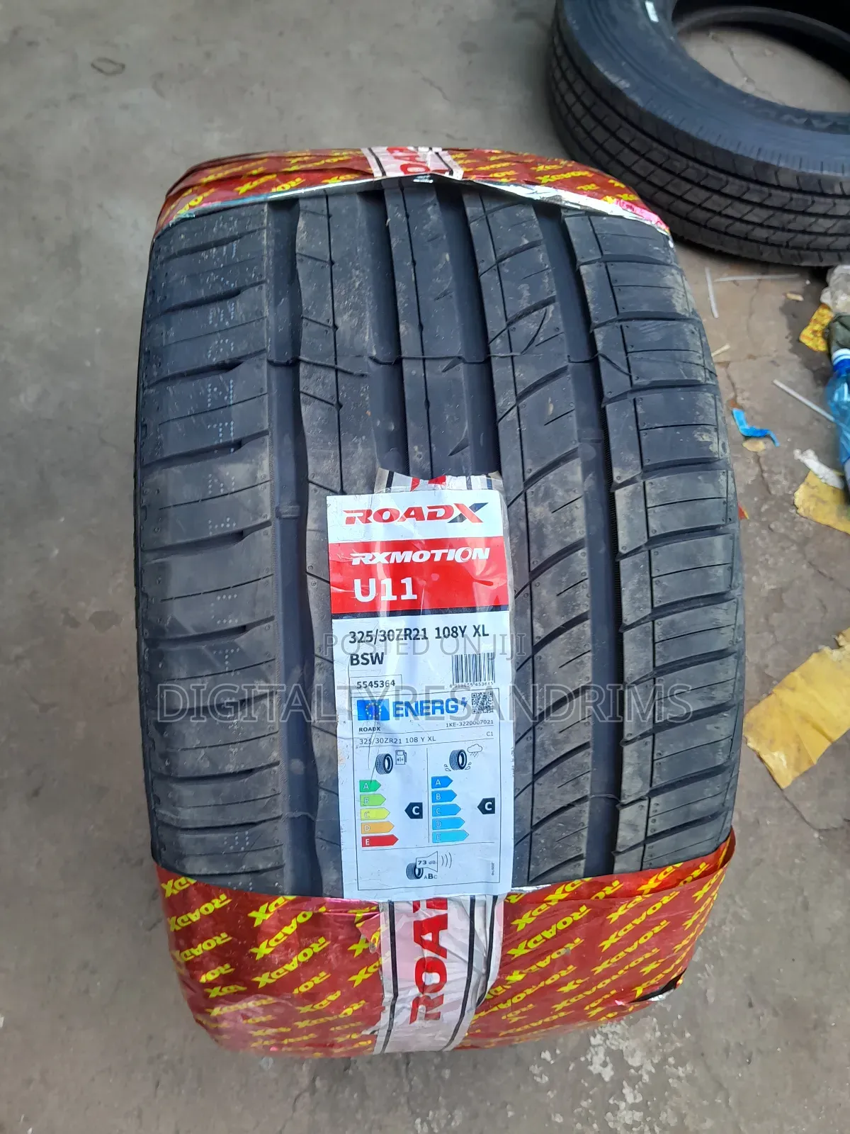 325/30r21 Road X Tyres Brand New