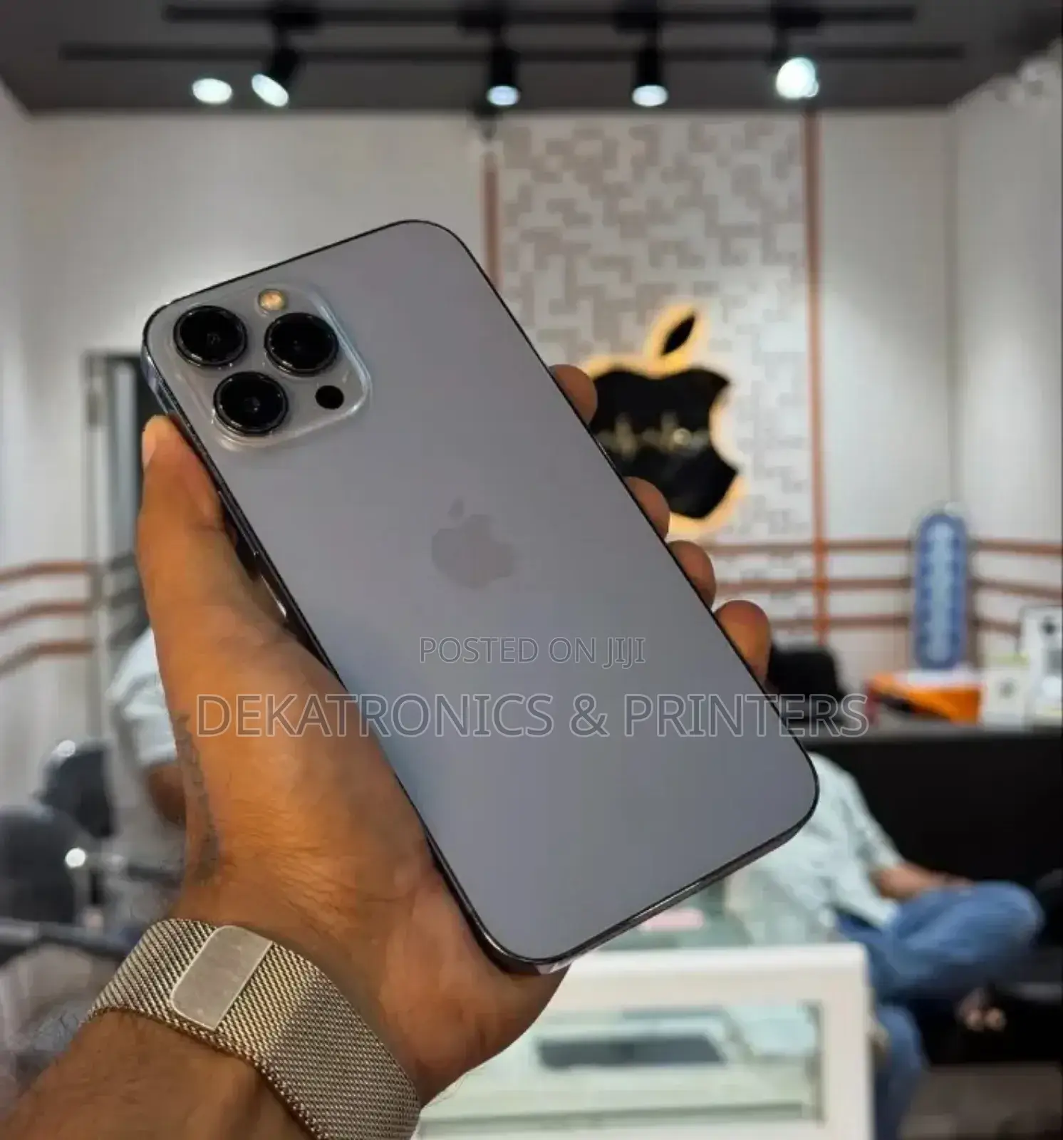 New Apple iPhone 16 Pro 256 GB Black