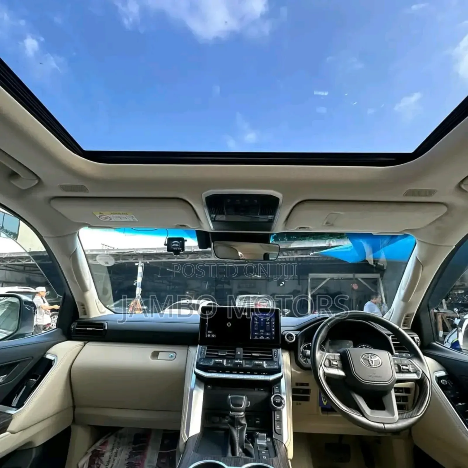 Toyota Land Cruiser 2023 White