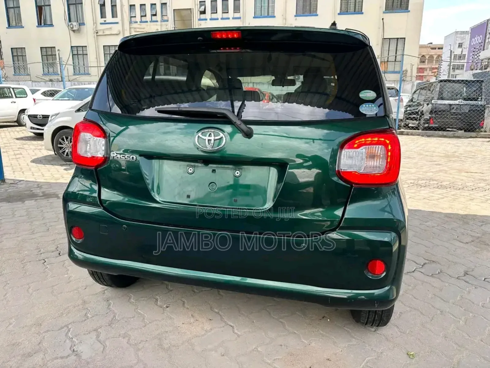 Toyota Passo 1.0 FWD 2018 Green