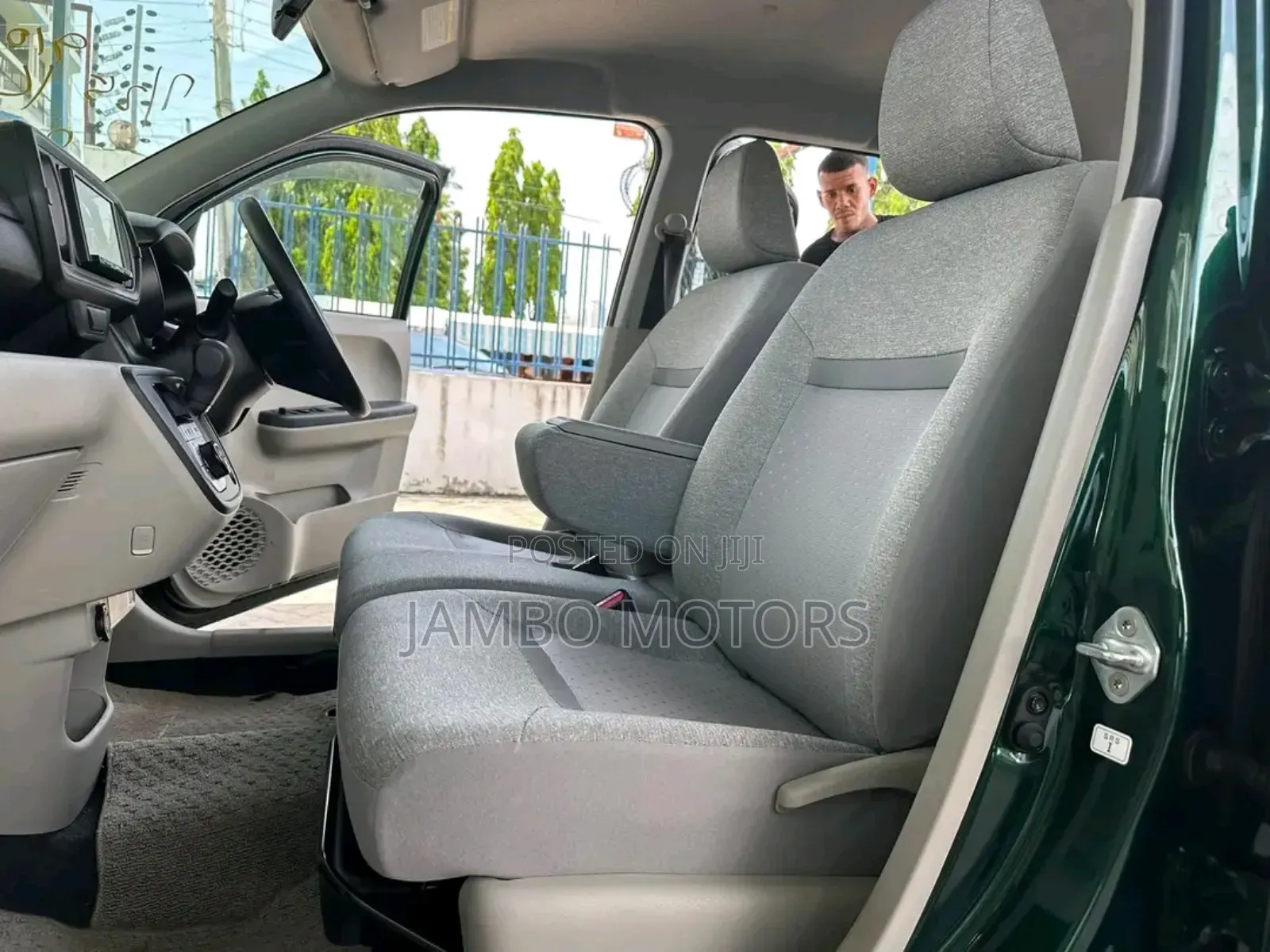 Toyota Passo 1.0 FWD 2018 Green