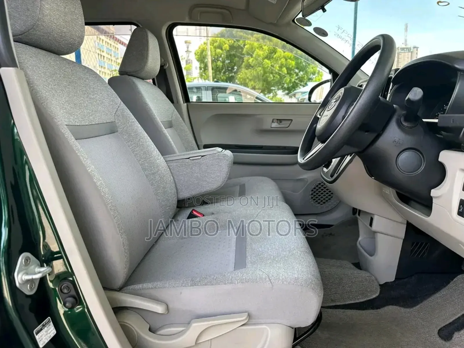 Toyota Passo 1.0 FWD 2018 Green