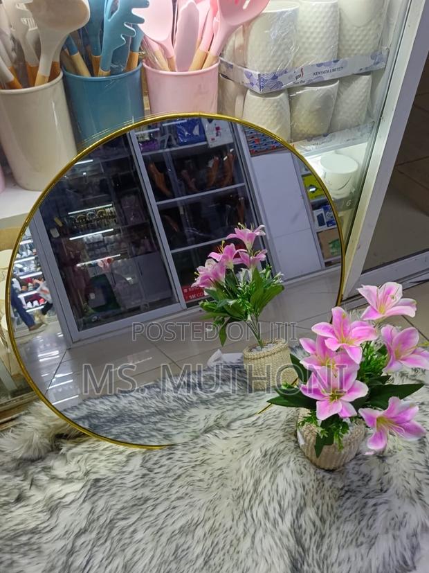 Circular Designed Classy Refined Decorative Mirror - main view