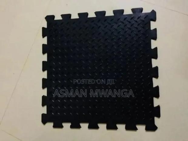 Interlocking Gym Mats
