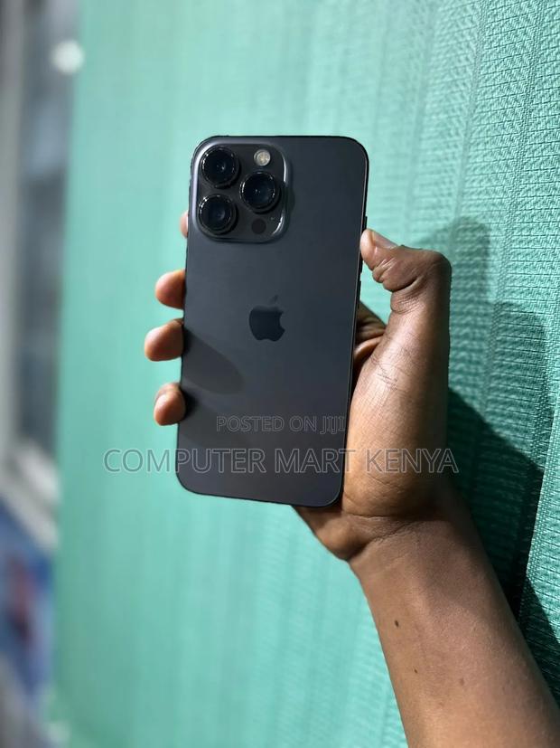 Apple iPhone 13 Pro 128 GB Gray - main view