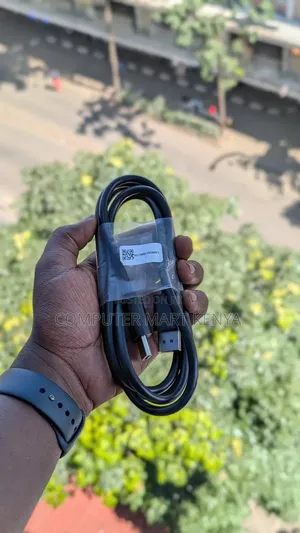 Universal Displayport to HDMI 1.5 Metres Cable