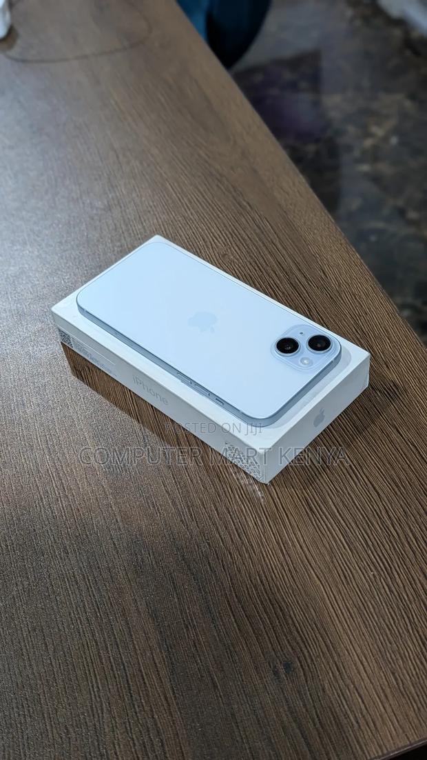 New Apple iPhone 15 Plus 128 GB Blue - thumbnail 2