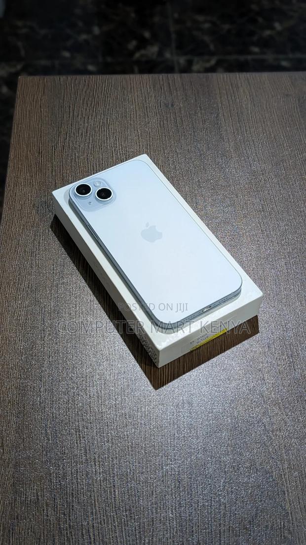 New Apple iPhone 15 Plus 128 GB Blue - thumbnail 3